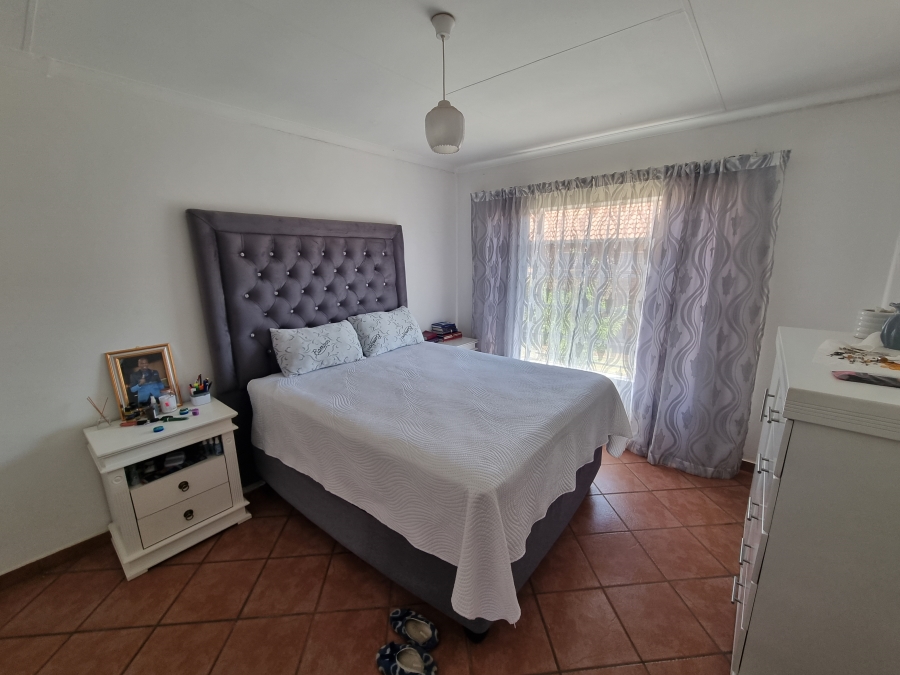 2 Bedroom Property for Sale in Meyerspark Gauteng