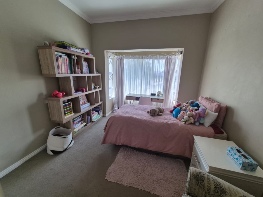 To Let 3 Bedroom Property for Rent in Greenstone Hill Gauteng