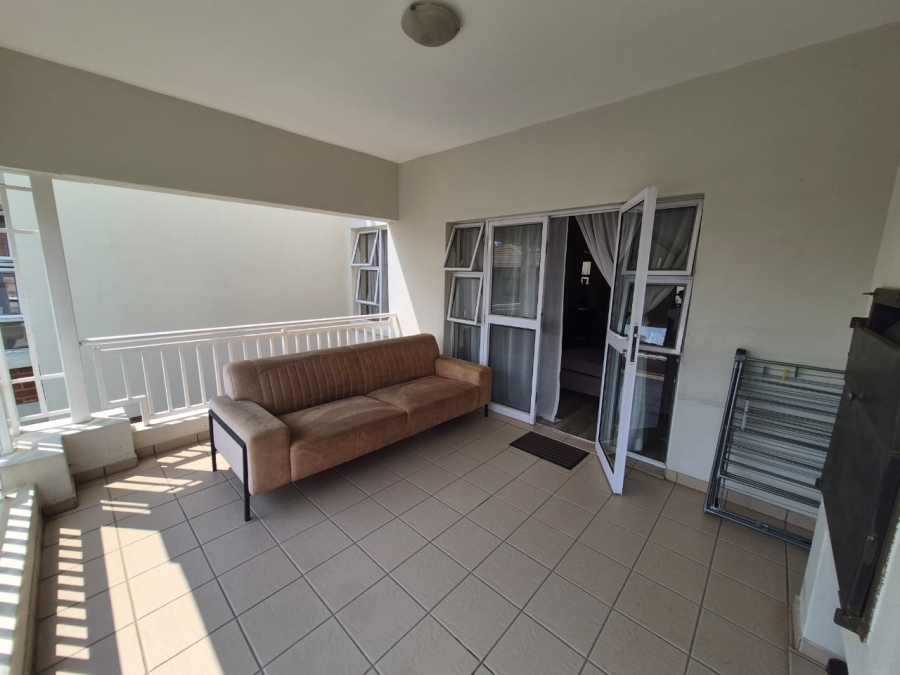 To Let 3 Bedroom Property for Rent in Greenstone Hill Gauteng