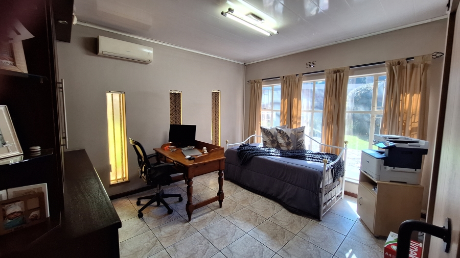 4 Bedroom Property for Sale in Vanderbijlpark SE Gauteng