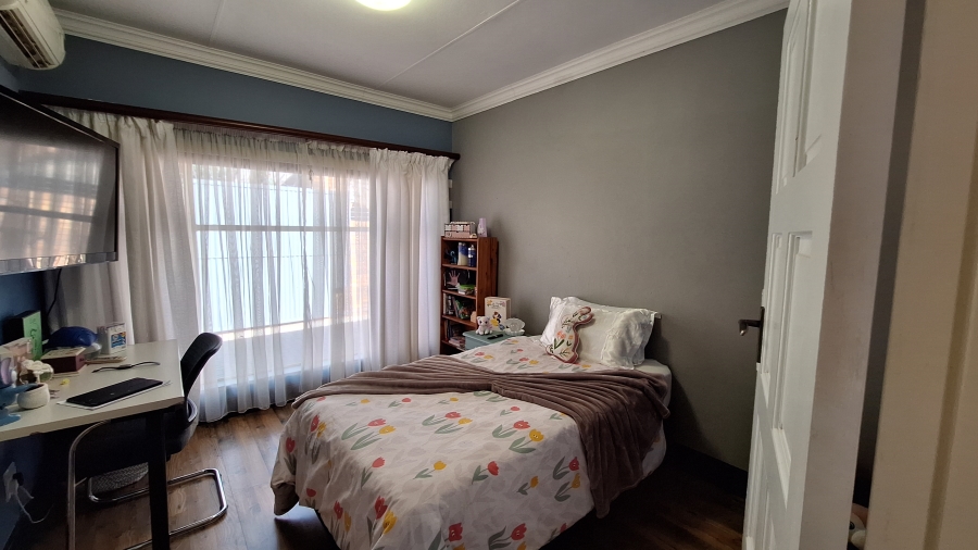 4 Bedroom Property for Sale in Vanderbijlpark SE Gauteng