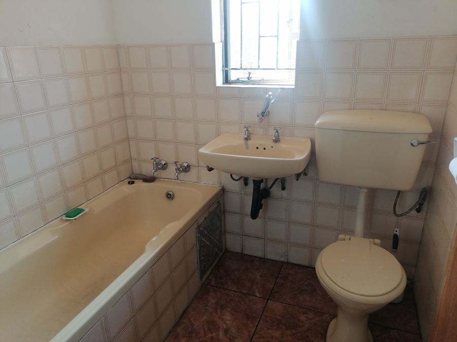 3 Bedroom Property for Sale in Soshanguve DD Gauteng