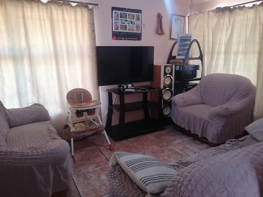 3 Bedroom Property for Sale in Soshanguve DD Gauteng