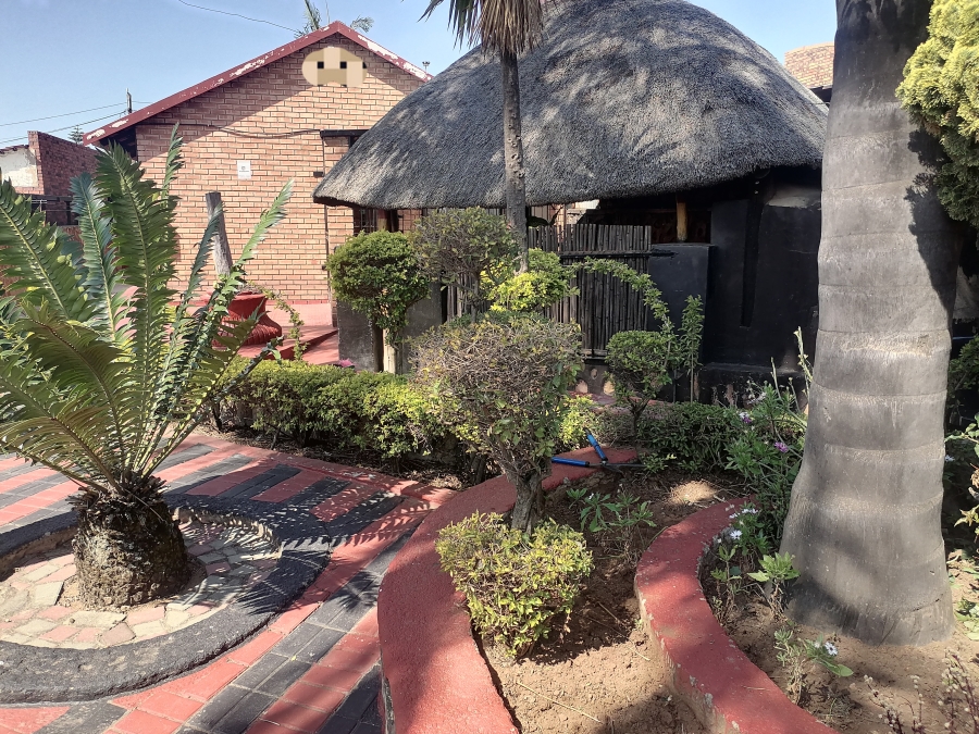 3 Bedroom Property for Sale in Soshanguve DD Gauteng