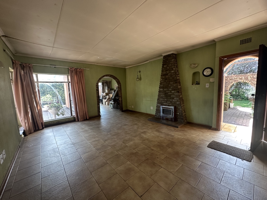 5 Bedroom Property for Sale in Simmerfield Gauteng