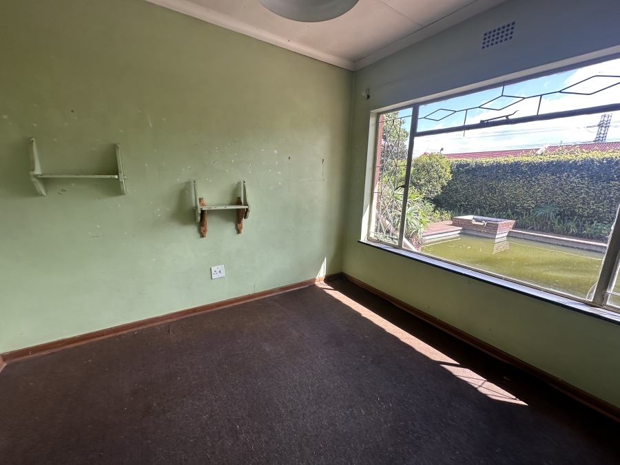 5 Bedroom Property for Sale in Simmerfield Gauteng