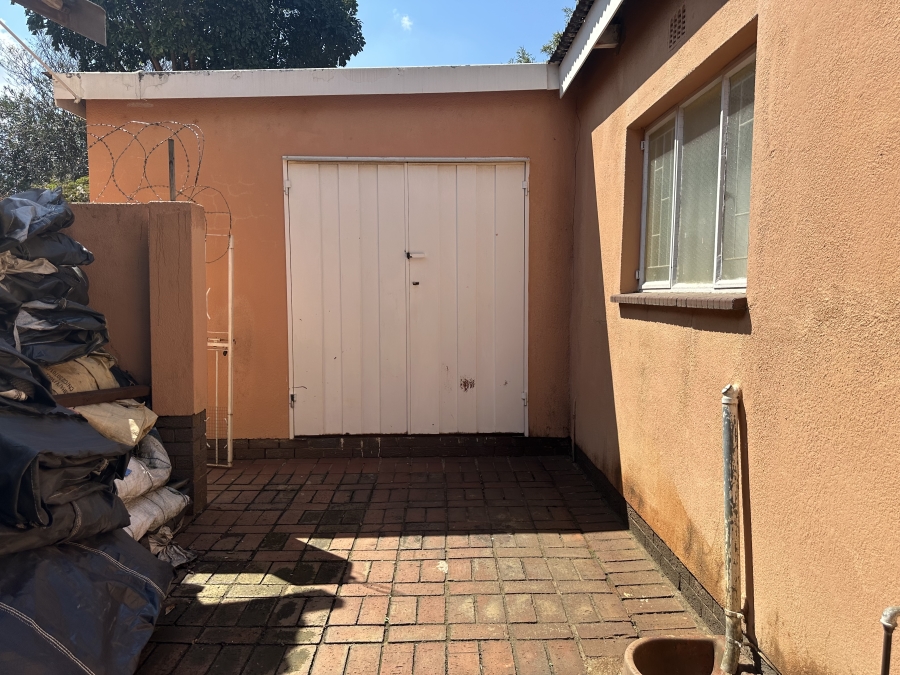 5 Bedroom Property for Sale in Simmerfield Gauteng