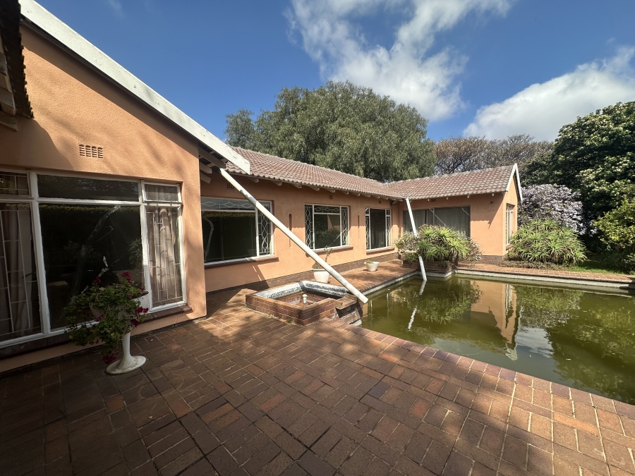 5 Bedroom Property for Sale in Simmerfield Gauteng