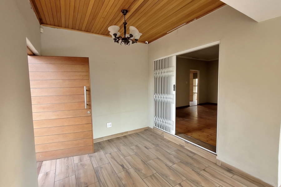 To Let 4 Bedroom Property for Rent in Sunnyridge Gauteng