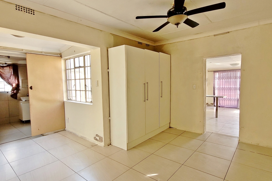 To Let 1 Bedroom Property for Rent in Sunnyridge Gauteng