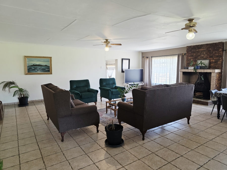 3 Bedroom Property for Sale in Walker Fruit Farms Gauteng