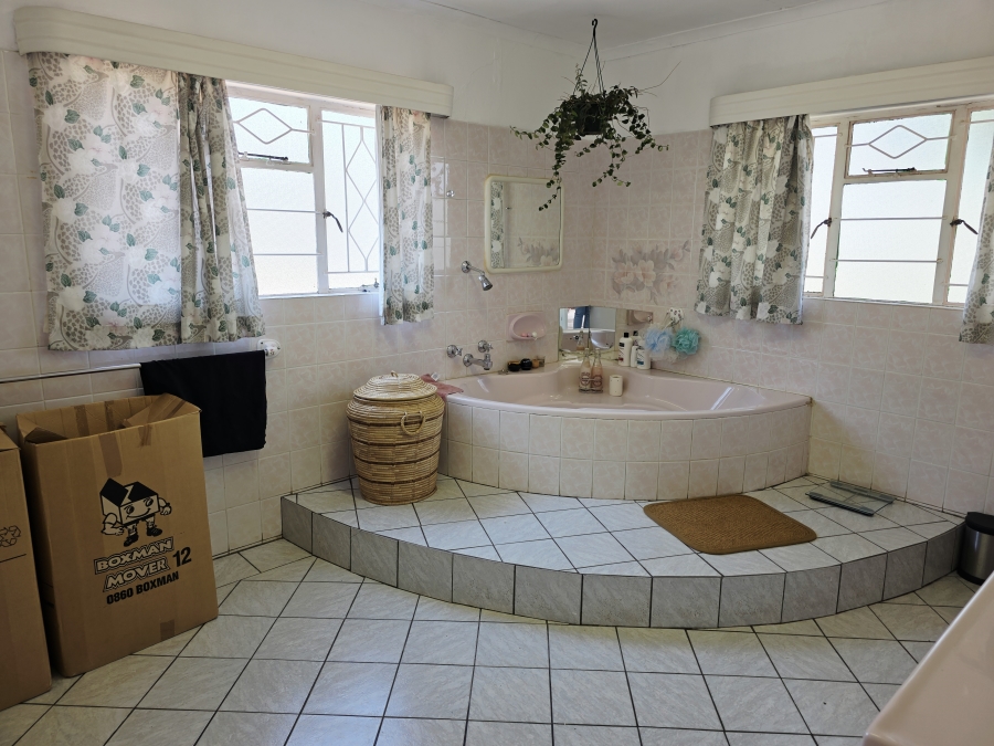 3 Bedroom Property for Sale in Walker Fruit Farms Gauteng