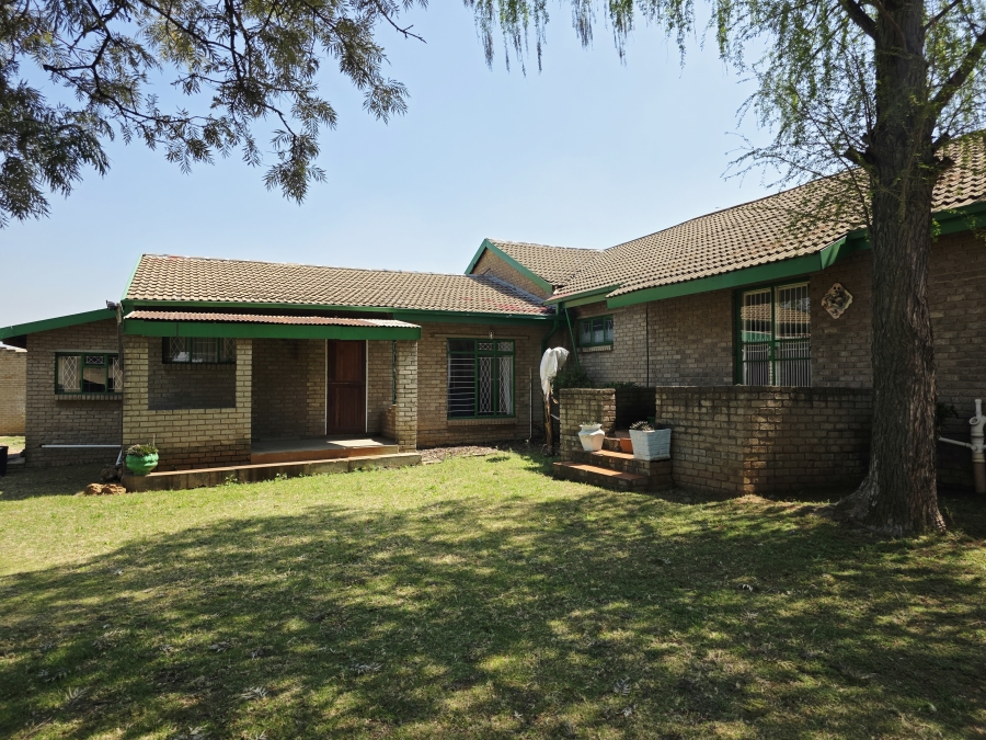 3 Bedroom Property for Sale in Walker Fruit Farms Gauteng