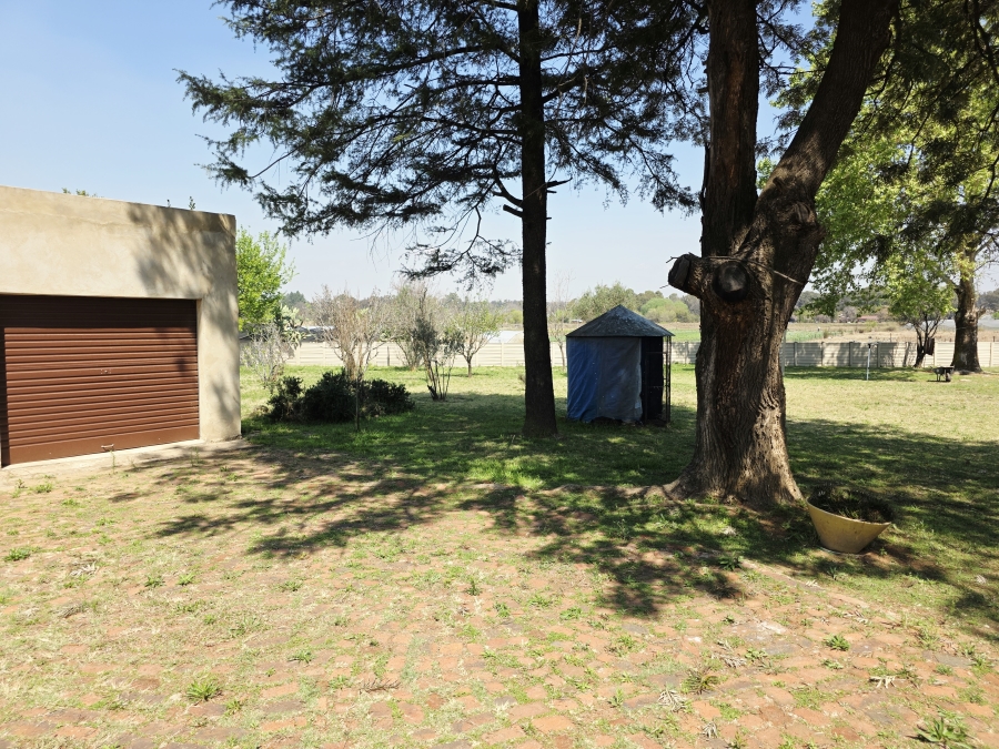 3 Bedroom Property for Sale in Walker Fruit Farms Gauteng