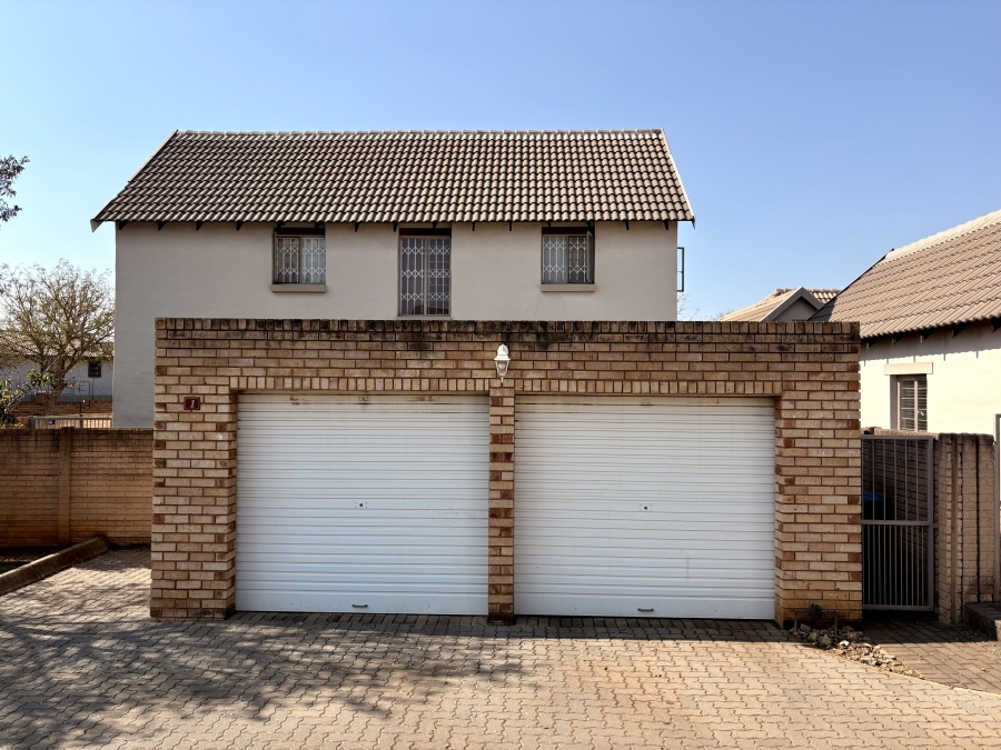 3 Bedroom Property for Sale in Willow Park Manor Gauteng
