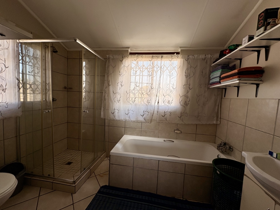 3 Bedroom Property for Sale in Willow Park Manor Gauteng
