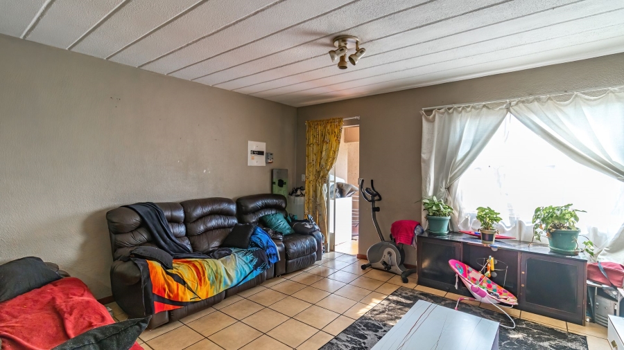 2 Bedroom Property for Sale in Vorna Valley Gauteng