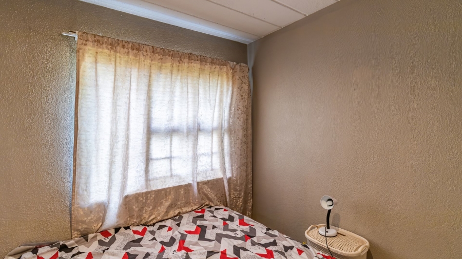2 Bedroom Property for Sale in Vorna Valley Gauteng