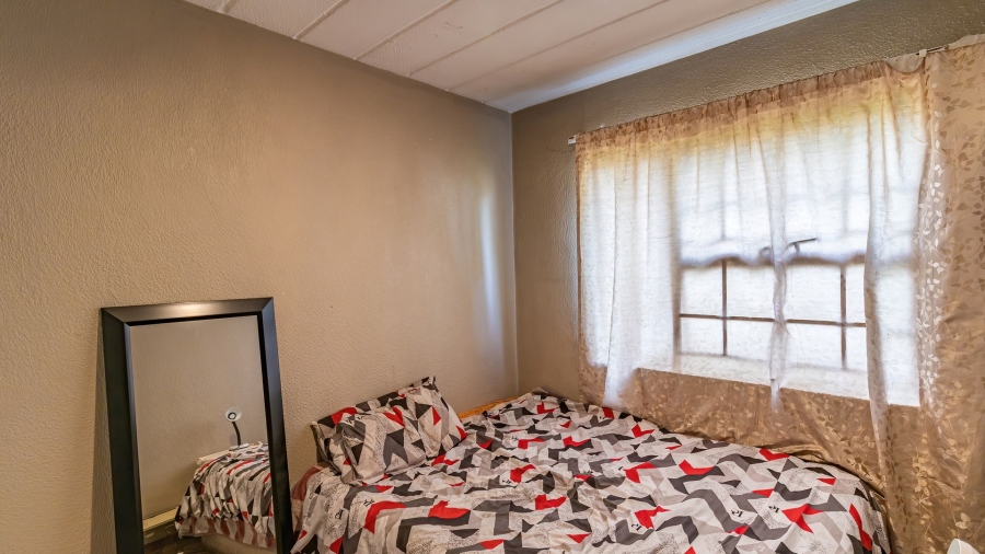 2 Bedroom Property for Sale in Vorna Valley Gauteng