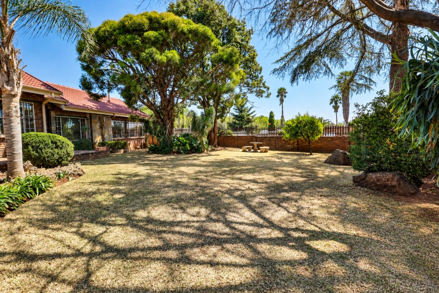 4 Bedroom Property for Sale in Wierda Park Gauteng