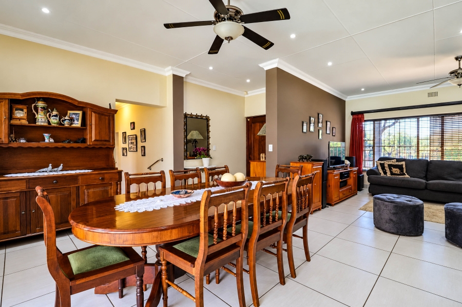 4 Bedroom Property for Sale in Wierda Park Gauteng