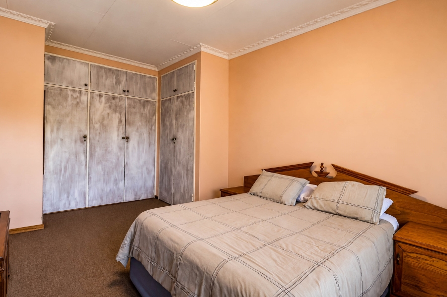 4 Bedroom Property for Sale in Wierda Park Gauteng