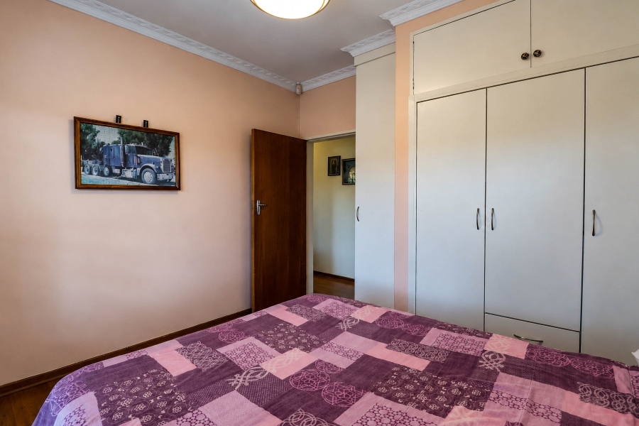 4 Bedroom Property for Sale in Wierda Park Gauteng