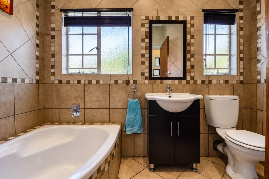 4 Bedroom Property for Sale in Wierda Park Gauteng
