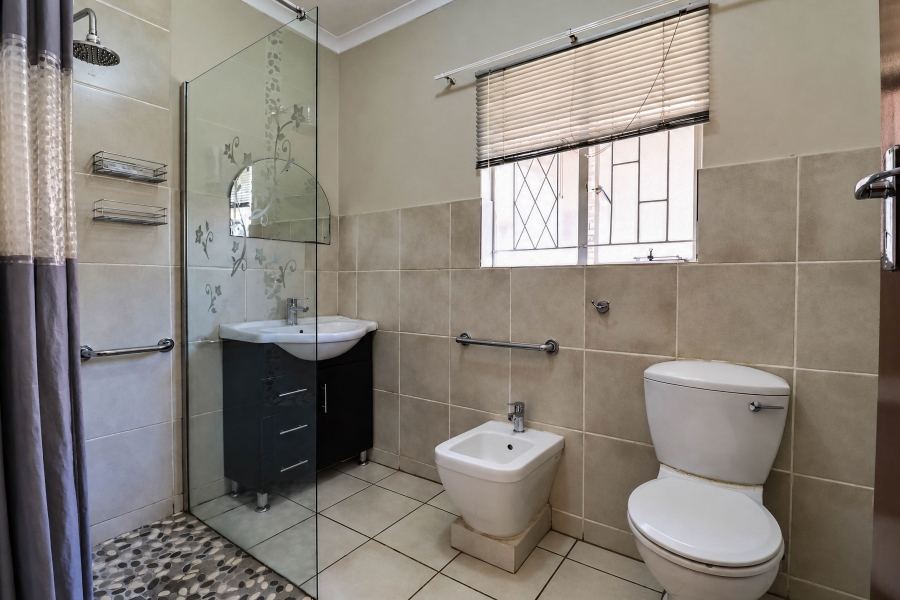 4 Bedroom Property for Sale in Wierda Park Gauteng