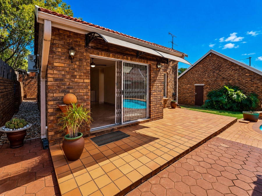 4 Bedroom Property for Sale in Wierda Park Gauteng