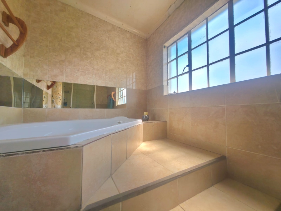 2 Bedroom Property for Sale in Benoni West Gauteng