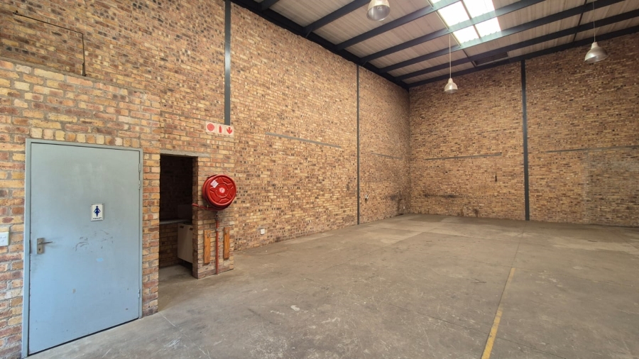 To Let Commercial Property for Rent in N4 Gateway Industrial Park Gauteng
