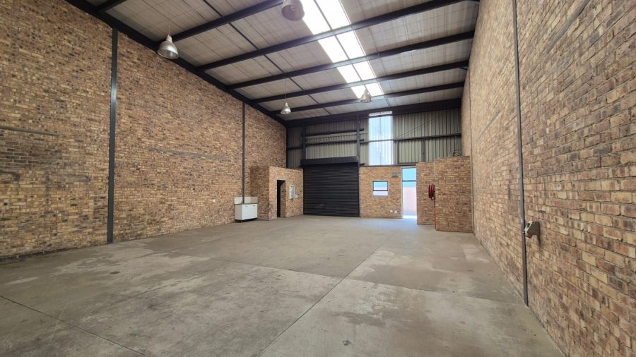 To Let Commercial Property for Rent in N4 Gateway Industrial Park Gauteng