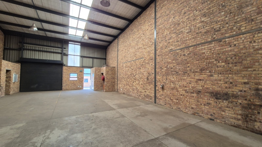 To Let Commercial Property for Rent in N4 Gateway Industrial Park Gauteng