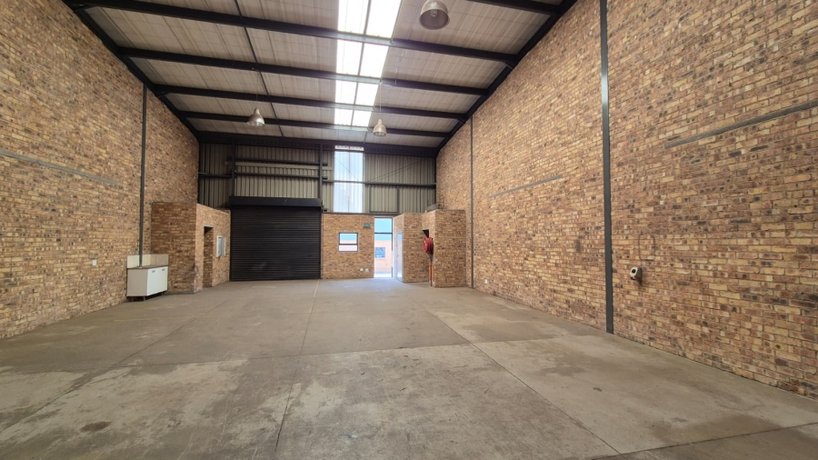 To Let Commercial Property for Rent in N4 Gateway Industrial Park Gauteng