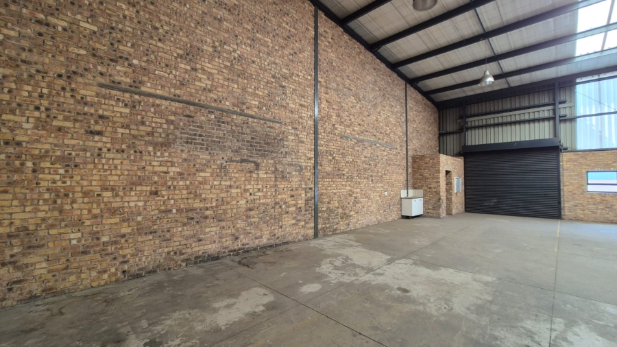 To Let Commercial Property for Rent in N4 Gateway Industrial Park Gauteng