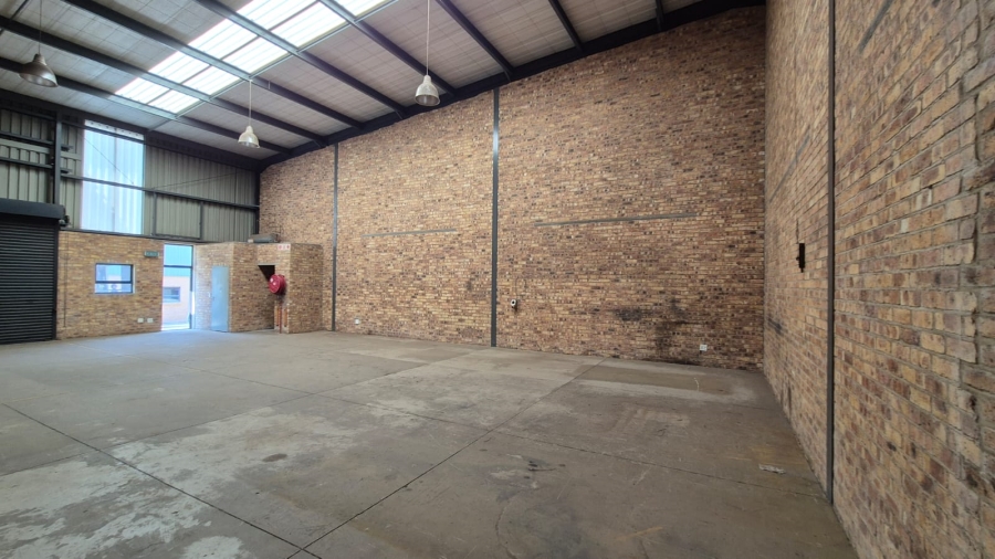 To Let Commercial Property for Rent in N4 Gateway Industrial Park Gauteng