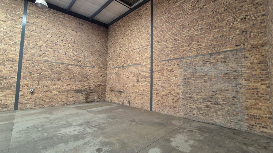 To Let Commercial Property for Rent in N4 Gateway Industrial Park Gauteng