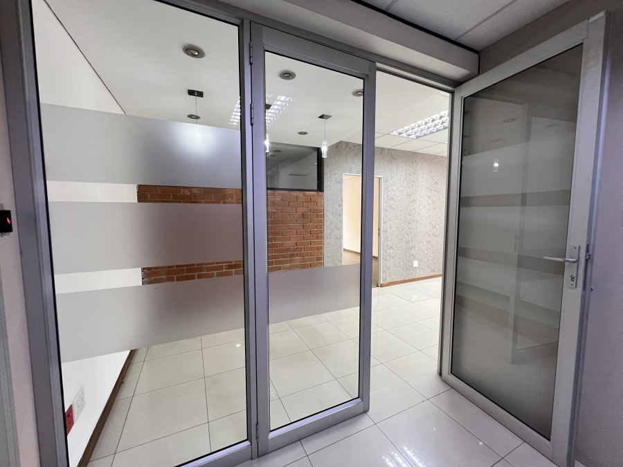 To Let Commercial Property for Rent in Strathavon Gauteng