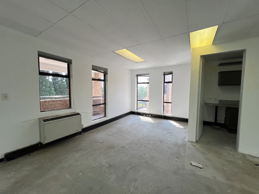 To Let Commercial Property for Rent in Strathavon Gauteng