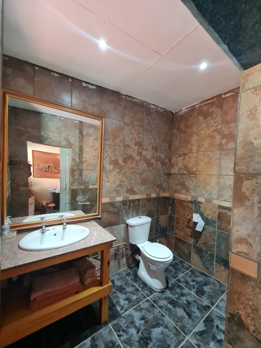 3 Bedroom Property for Sale in Vanderbijlpark CW 1 Gauteng
