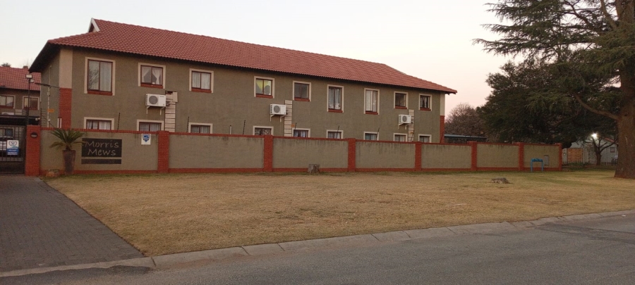 To Let 1 Bedroom Property for Rent in Kenleaf Gauteng