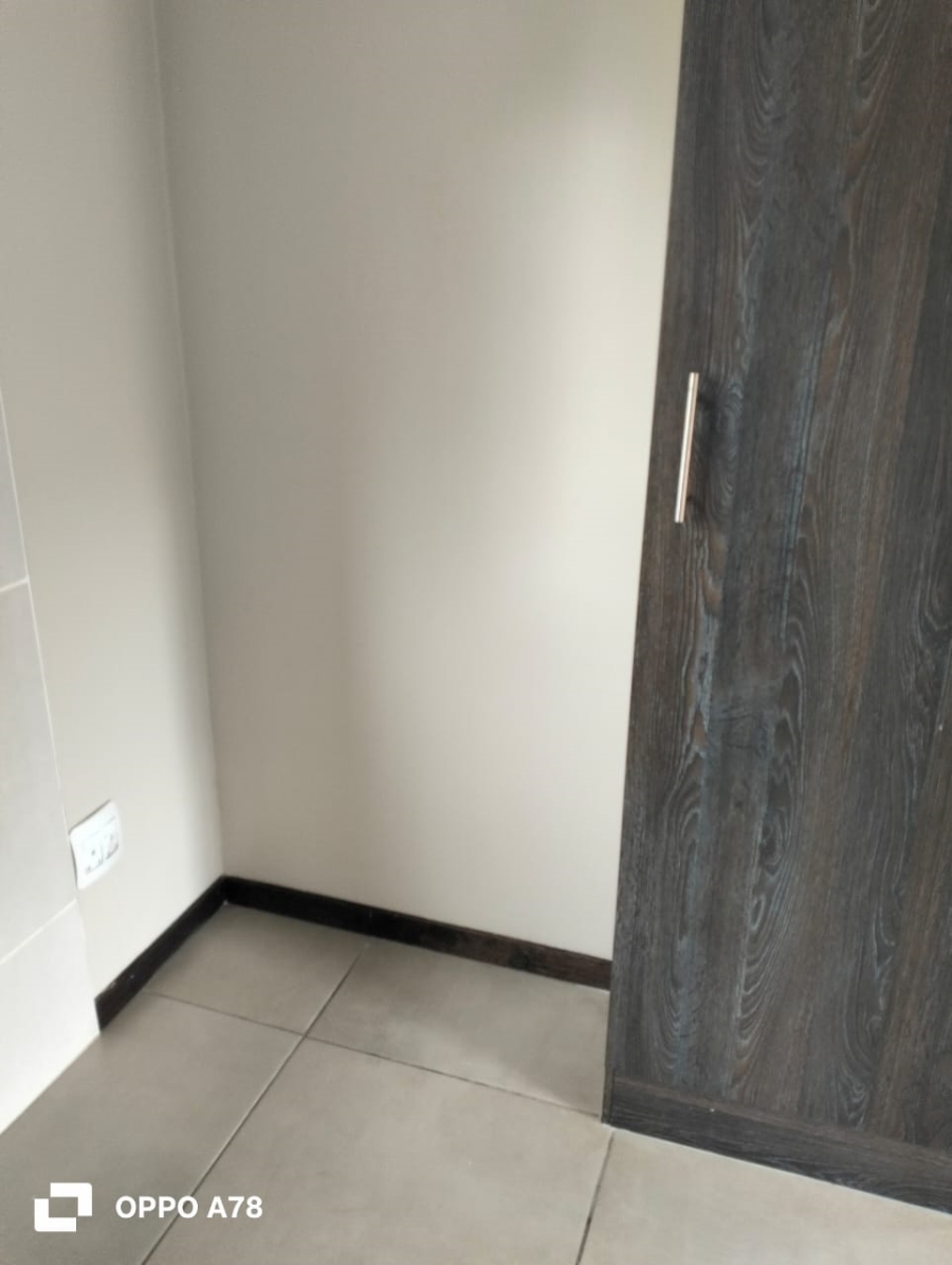 To Let 1 Bedroom Property for Rent in Kenleaf Gauteng