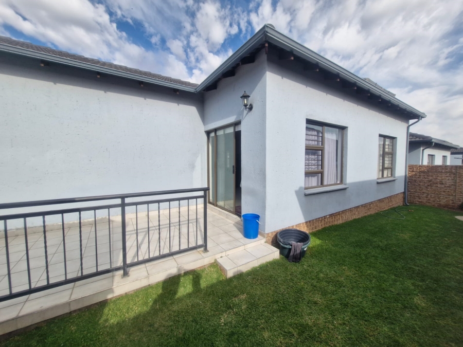 To Let 3 Bedroom Property for Rent in Parkrand Gauteng