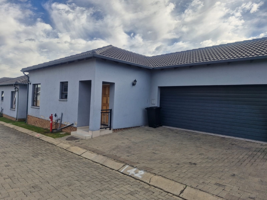 To Let 3 Bedroom Property for Rent in Parkrand Gauteng
