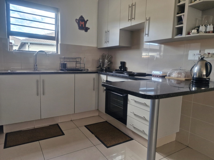 To Let 3 Bedroom Property for Rent in Parkrand Gauteng