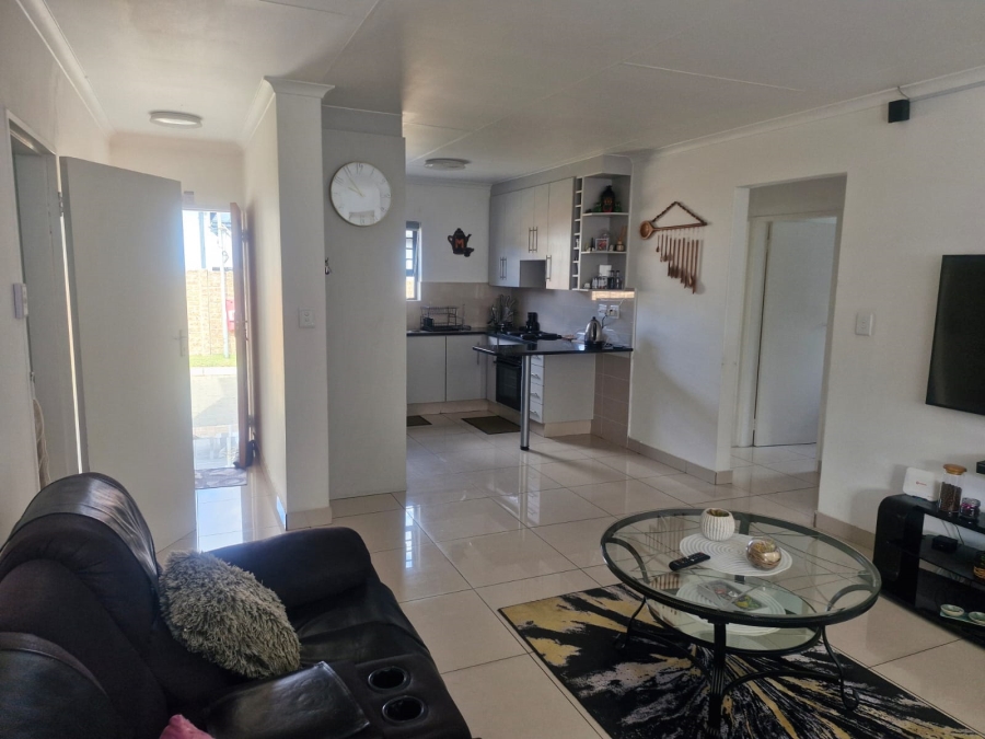 To Let 3 Bedroom Property for Rent in Parkrand Gauteng