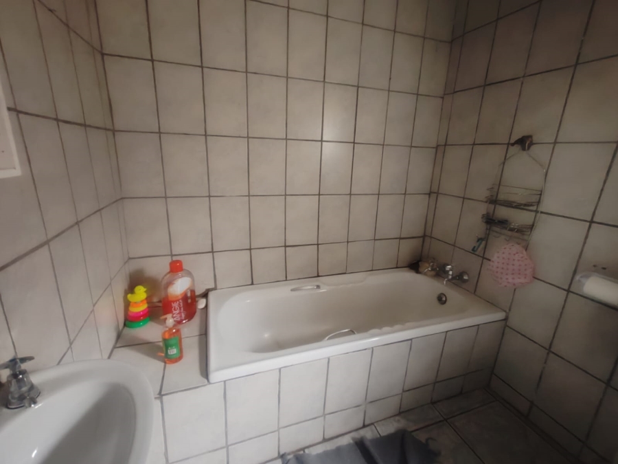 To Let 1 Bedroom Property for Rent in Brakpan Central Gauteng