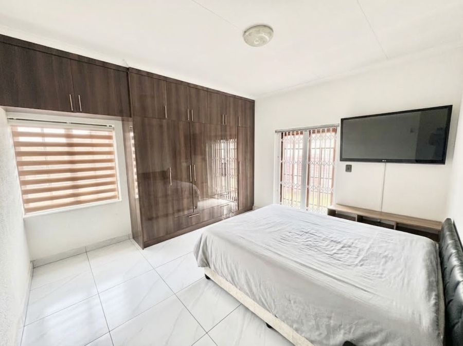 To Let 3 Bedroom Property for Rent in Halfway Gardens Gauteng