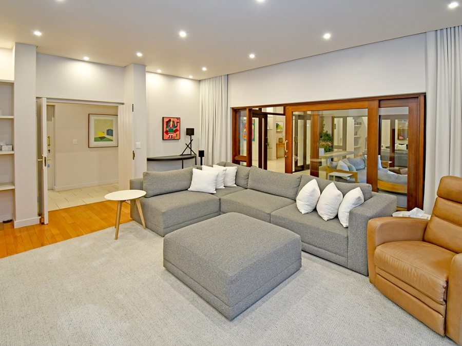 To Let 4 Bedroom Property for Rent in Morningside Gauteng
